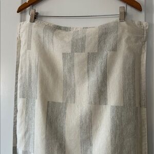 Set of 2 Nate Berkus/Project 62 King Pillow Shams w Zipper Cream & Gray Abstract